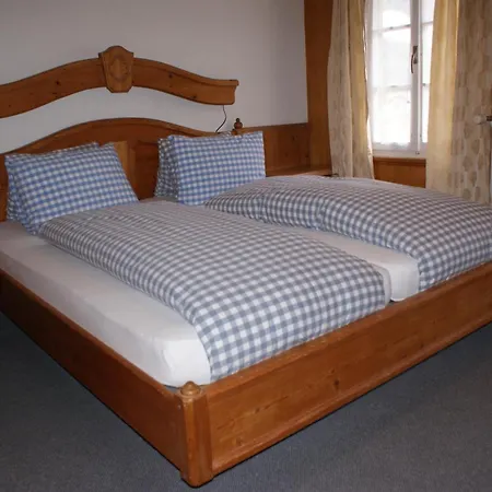Baeren Hotel, The Bear Värdshus 3*