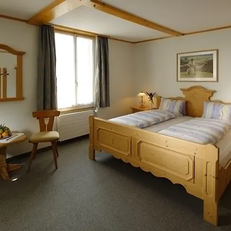 Baeren Hotel, The Bear Мини-отель Вильдерсвиль