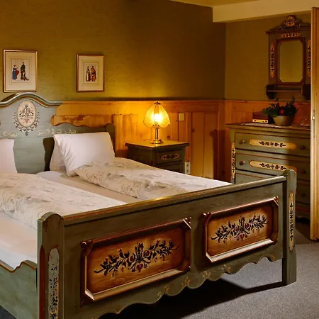 Baeren Hotel, The Bear