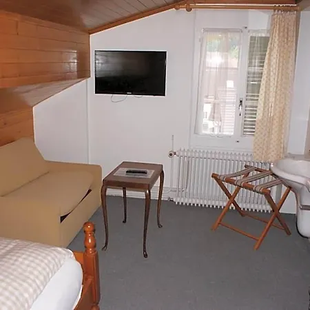 Baeren Hotel, The Bear Värdshus Wilderswil