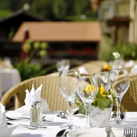 Мини-отель Baeren Hotel, The Bear
