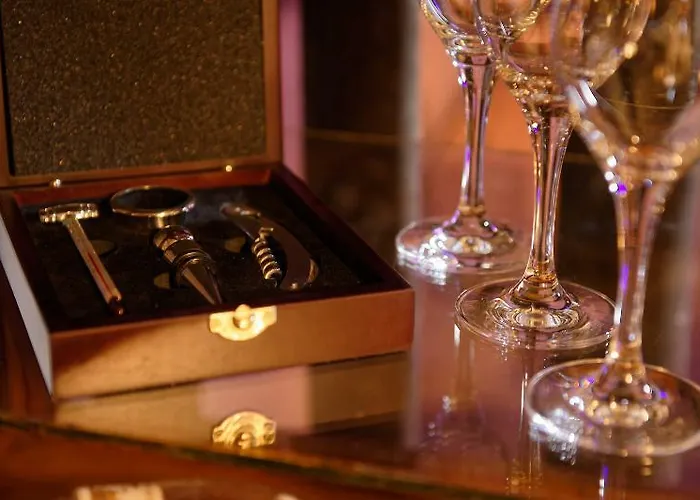 Baeren Hotel, The Bear Gasthof Wilderswil